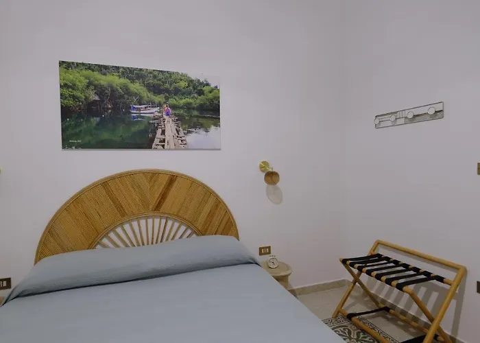 Pokoj s manželskou postelí velikosti queen