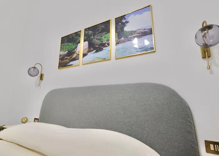 Private Bathroom Quadruple Room