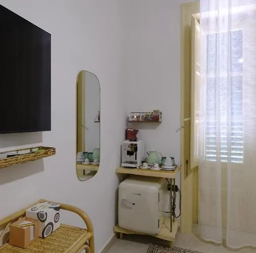 Pokoj s manželskou postelí velikosti queen
